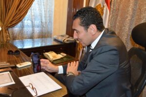 وزير الشباب والرياضة يُهنيء اللاعبة جنا الجندي هاتفياً بعد تتويجها ببرونزية كأس العالم للخماسي الحديث ببلغاريا