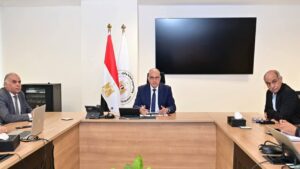 وزير الري يتابع تطبيق التوأمة الرقمية على ترعة الإسماعيلية وفروعها لتعزيز الإدارة الذكية وتأمين وصول المياه للنهايات