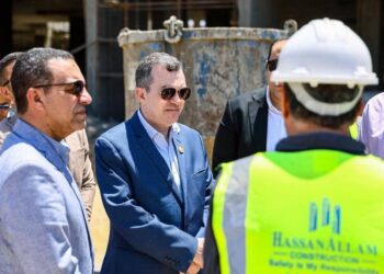 وزير التخطيط ومحافظ المنوفية يتفقدان مشروعات “حياة كريمة” والبنية الأساسية ويوجهان بسرعة إنهاء المشروعات ذات نسب التنفيذ العالية