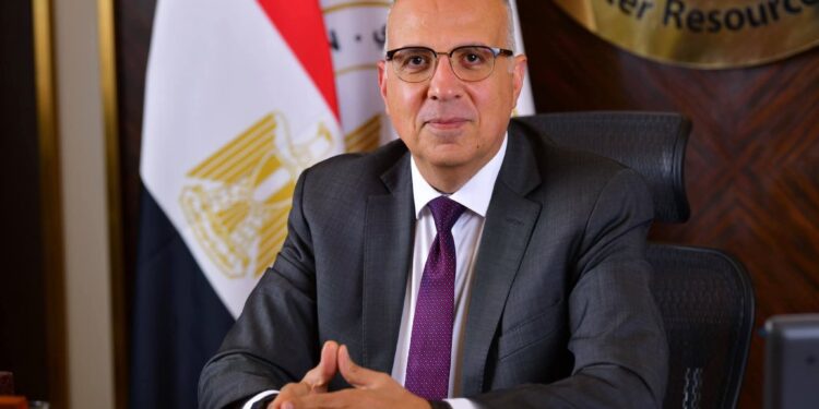 وزير الموارد المائية والري يتابع انتظام عمل منظومة الصرف الزراعي خلال إجازة عيد الأضحى ويرفع درجة الجاهزية بمراكز الطوارئ