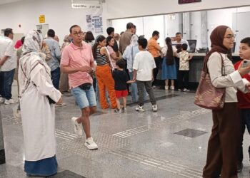 توافد جماهيري مستمر على مونوريل شرق النيل في رابع أيام العيد لزيارة العاصمة الإدارية والاستفادة من خصم الـ 50%