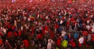 احتفالات المصريين تهز العاصمة الجديدة