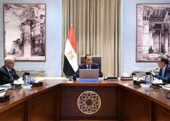انفراجة حذرة في مضيق هرمز