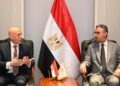 وزير التموين يكرم مفتشاً بمديرية تموين الإسكندرية تعرض لاعتداء خلال حملة رقابية في عيد الأضحى