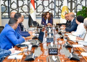 وزيرة البيئة تبحث مع «هيبكا» إدارة ٤٠٠ طن مخلفات يوميّاً وتوجه بالتوسع في الشمندورات ومواقع الغوص البديلة بالبحر الأحمر وجنوب سيناء