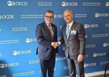 وزير التخطيط يبحث بباريس ترتيبات استضافة مصر للاجتماع الوزاري لمنظمة (OECD) وصياغة مرحلة جديدة من التعاون