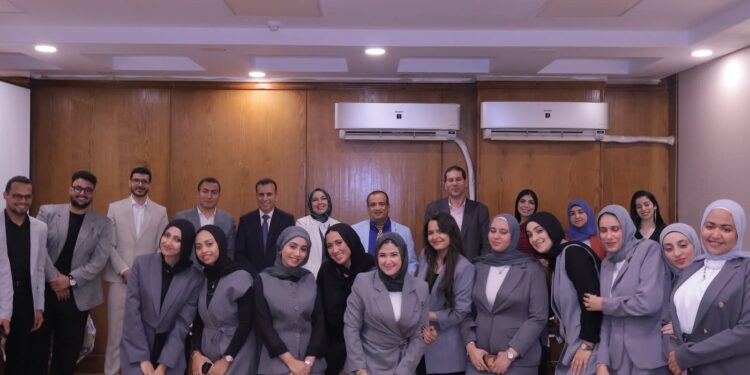 بأقلام شابة ورؤية مهنية «جورنال السويس» يتألق في عرض مشروعات تخرج الصحافة بإعلام السويس