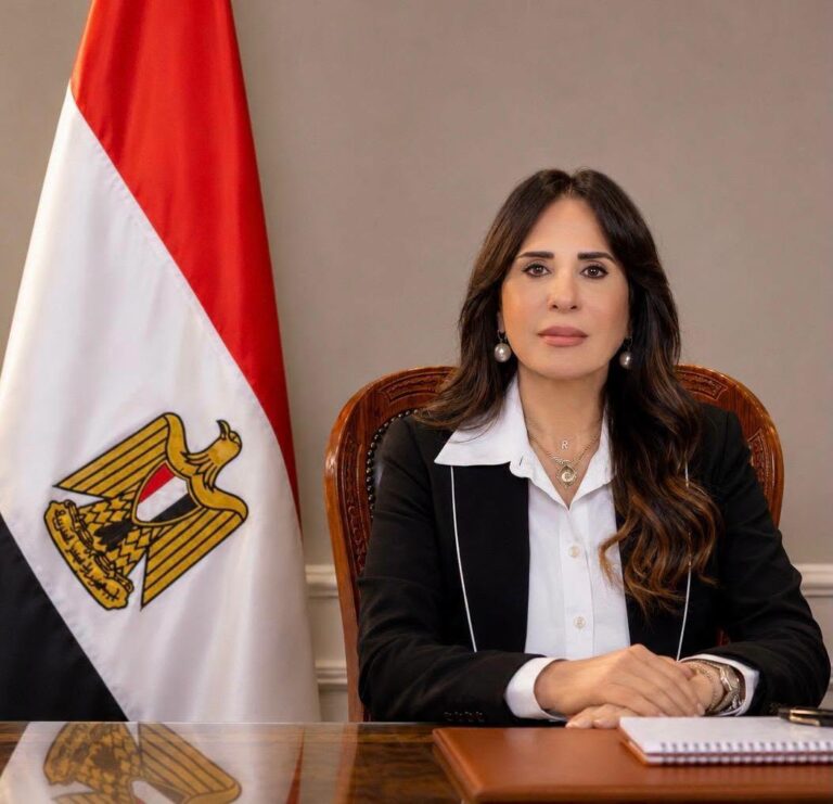 وزيرة الإسكان توجه بتسريع تنفيذ مشروعات الإسكان والمرافق في مدن الصعيد