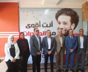 إطلاق مبادرة “شوفها قبل ما تجرب تعيشها” بتقنية الواقع الافتراضي في جامعة أسوان