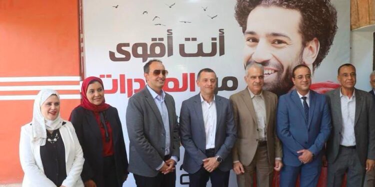 إطلاق مبادرة “شوفها قبل ما تجرب تعيشها” بتقنية الواقع الافتراضي في جامعة أسوان