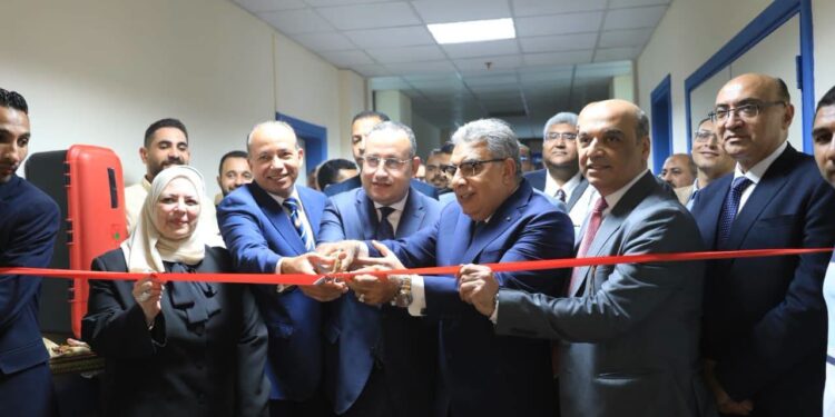 وزير التعليم العالي يفتتح أكبر مشروعات طبية وإدارية بجامعة المنصورة
