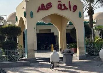 “الأكل سيئ والخدمة أسوأ”.. أحمد حسن العطار يوجه انتقادات حادة لـواحة عمر
