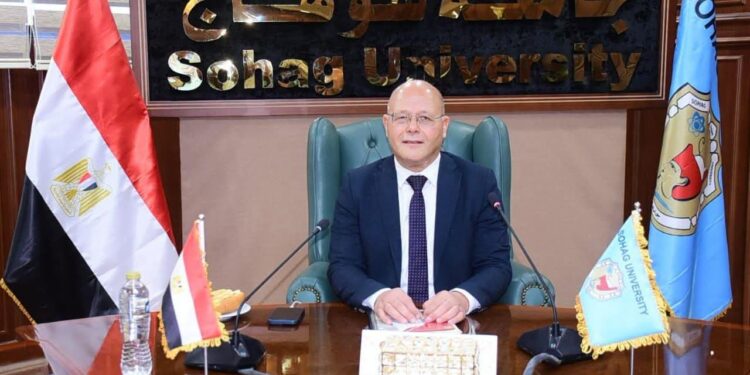 مبادرات مجتمعية لسداد المصروفات الدراسية للطلاب المتعثرين بجامعة سوهاج