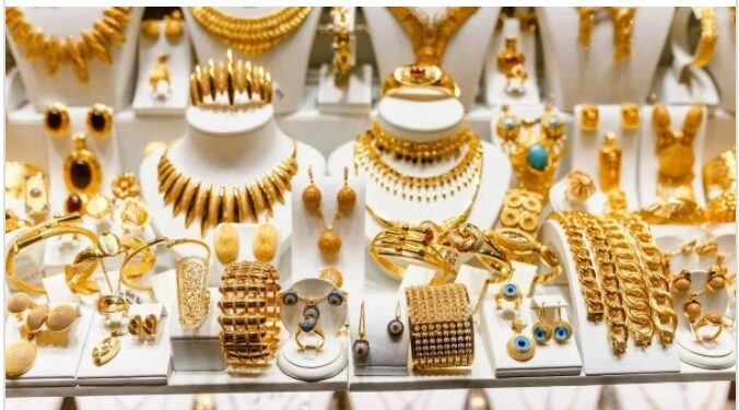 سعر الذهب اليوم في مصر.. استقرار عيار 21 عند 5810 جنيهات بعد تراجع تجاوز 1800 جنيه